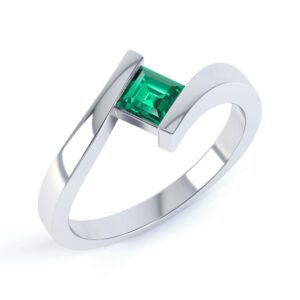 Anillo en oro de 18k y Esmeralda Colombiana  AN3