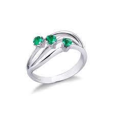 Anillo en oro de 18k y Esmeralda Colombiana AN47
