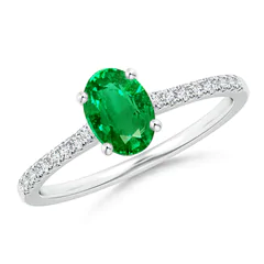 Anillo en oro de 18k y Esmeralda Colombiana y Diamantes AN22