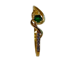 Anillo en Oro 18k con Esmeralda  Diamantes AN047