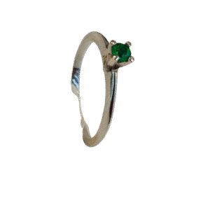 Anillo en Oro Blanco 18k con Esmeralda AN059